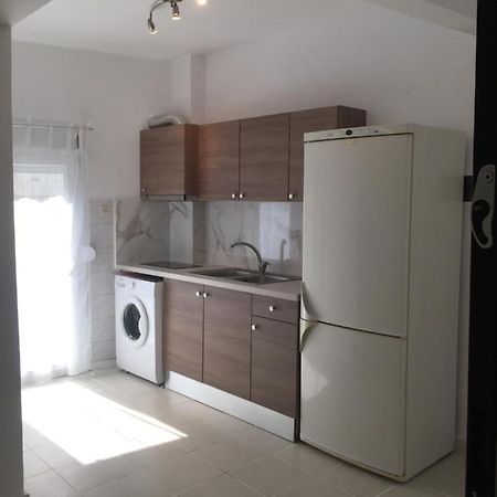Cozy White Home Thessaloniki Exterior foto